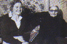 con su madre Luisa